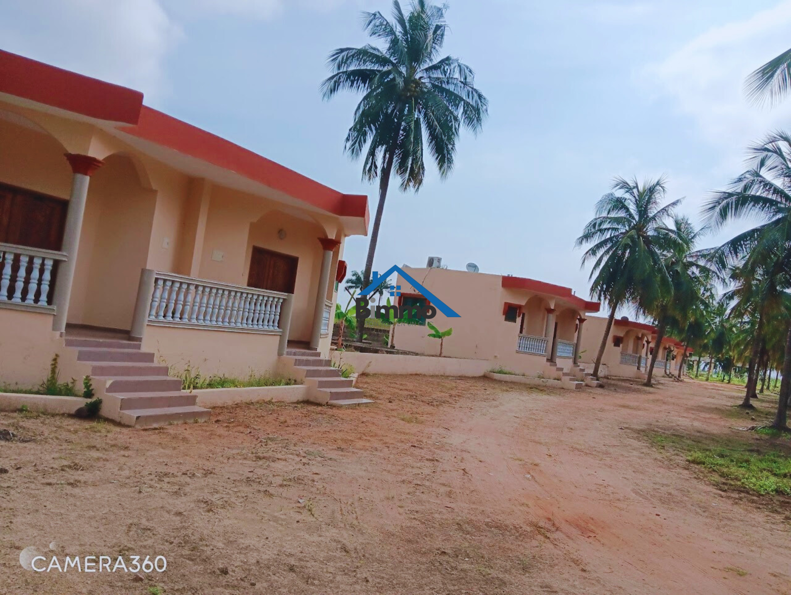 Bungalows climatisés au bord du lac – ASSOUKA Écovillage