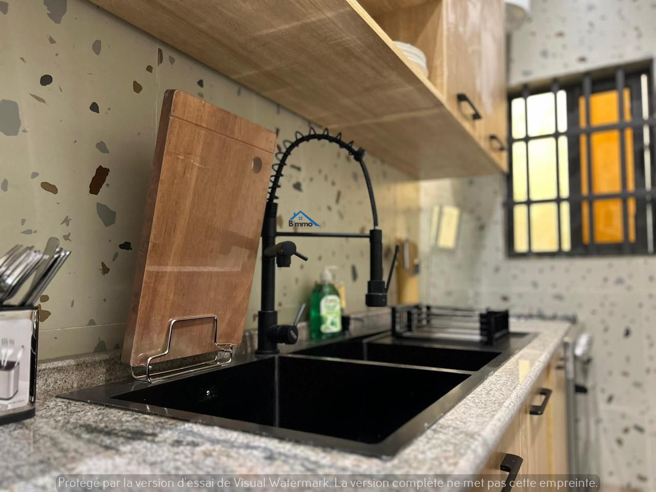 Kéona Résidence |Appartement Blacklodge | Carrefour Akogbato Cotonou - 2 Chambres Salon Entièrement Équipé