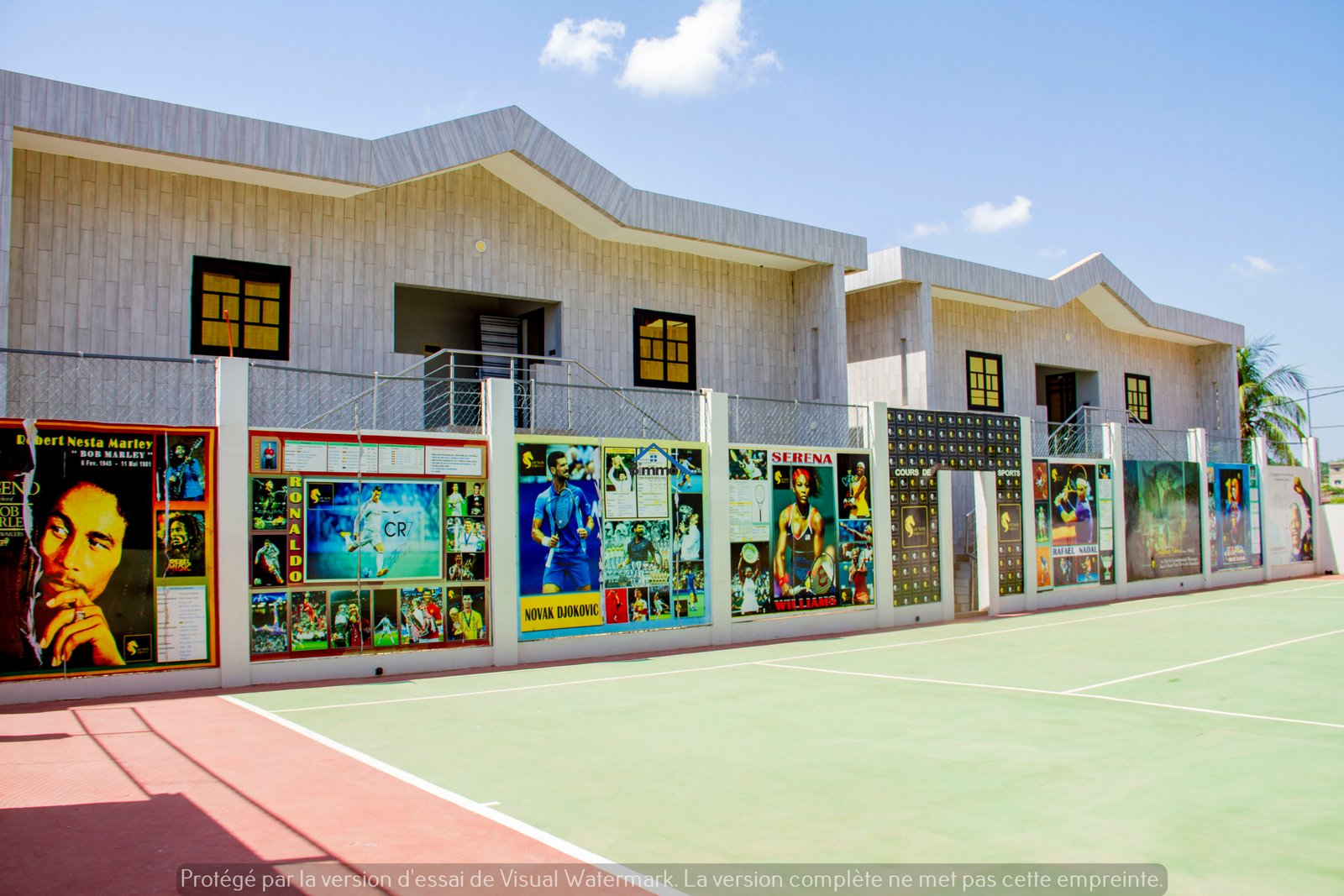 Hôtel Sounon Séro |Terrain de Tennis & Espace Evènementiel | 200 Places