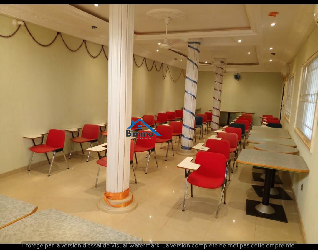 Hôtel 3F | Salle de Conférence | 80 Places | Parakou